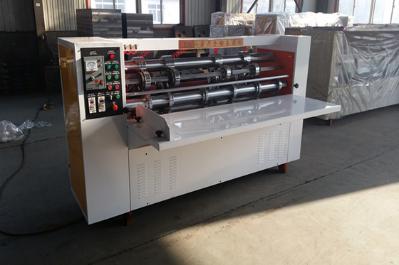 Automatic Thin Blade Carton Cardboard Slitting And Creasing Machine High Hardness