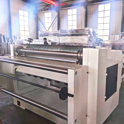 Length 3800mm Corrugated Board Cutting Machine With Stacker Energy Efficient