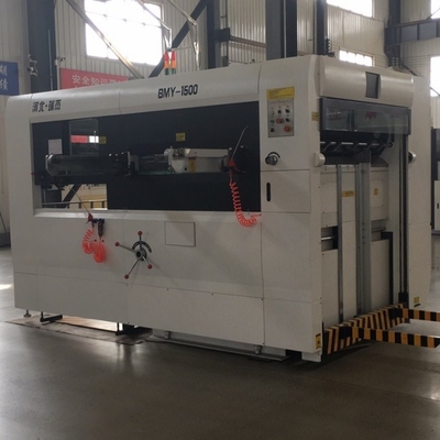 Precision Cardboard Box Die Cutting Machine With 1320-1520mm Cutting Length