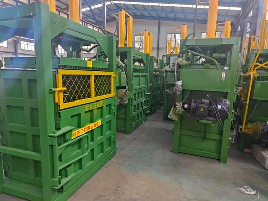 Waste Paper Baler For Plastic Packaging Type 20T Hydraulic Mineral Water Bottle And Carton Baler