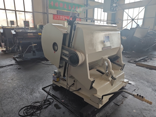 1500mm Lager Size Manual Paperboard Creasing And Die Cutting Machine