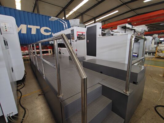 High Precision Corrugated Carton Die Cutting Machine with Lead Edge Feeder and Rikko Light Front Lay Detection System for Control