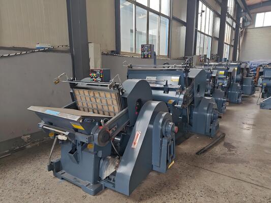 ML750 Semi Automatic Corrugated Carton Die Cutting Machine with Electric Suction Plate Brake Clutch and Four Insurance Parts for Safe Operation
