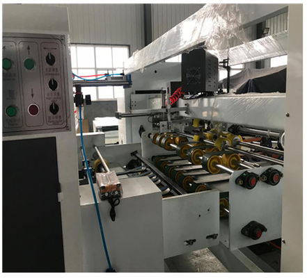 OMRON Full Automatic Corrugated Boxes Machine For Carton Box Making